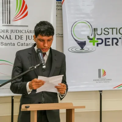 Judiciário de Santa Catarina cria uma Farsa de “Juiz Traficante” para Expurgar um Magistrado Indígena