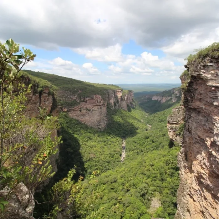 Bahia cria refúgio na Serra da Chapadinha e protege subsolo contra mineração