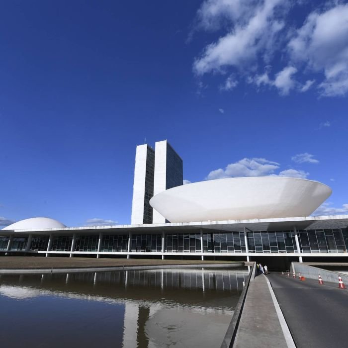Coluna de opinião de ((o))eco cobra fim da hegemonia da bancada do agronegócio no Congresso