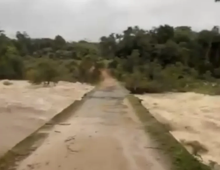 Enchentes isolam quilombolas do Vale do Ribeira e cortam energia e acesso à saúde no Paraná