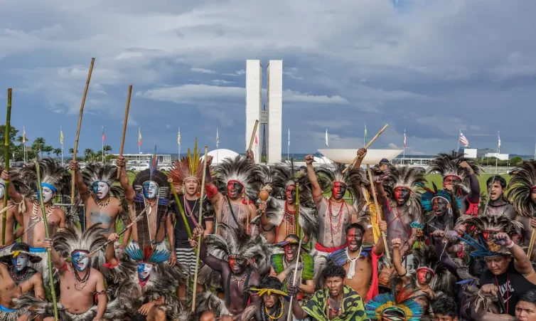 Série mostra luta por terra partilhada entre acampamentos e retomadas indígenas
