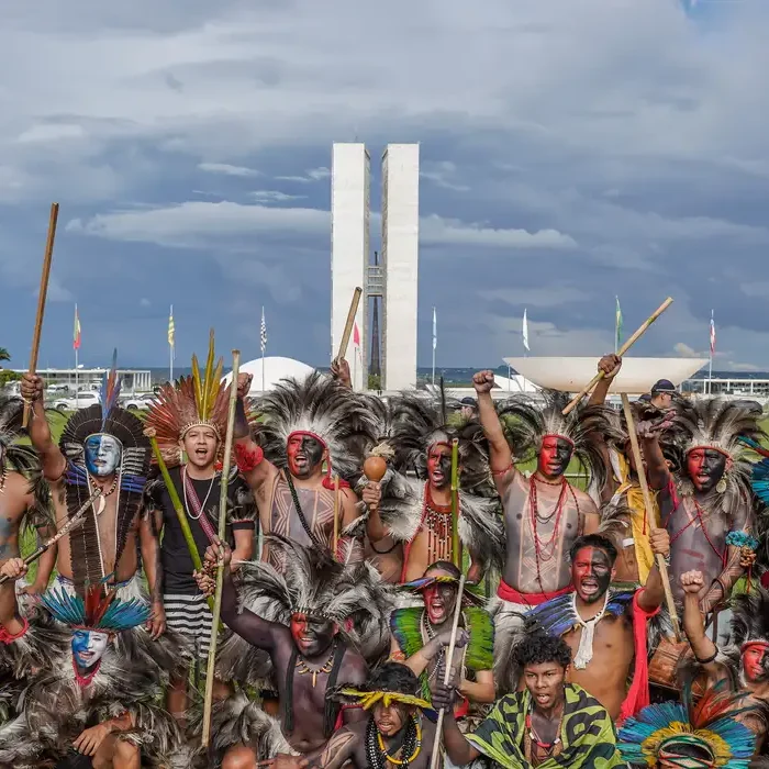 Série mostra luta por terra partilhada entre acampamentos e retomadas indígenas