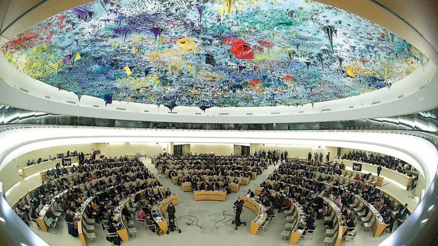 Cimi e lideranças indígenas levam denúncias sobre consentimento e violência à ONU em Genebra